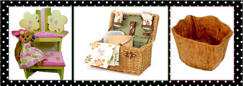 A teddy with a picnic basket and a wooden basket